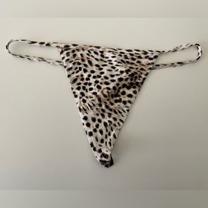 Victoria’s Secret v- string